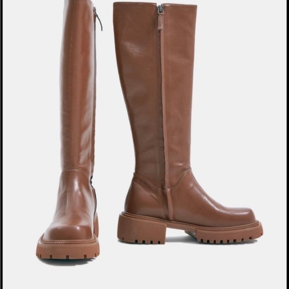 Source unknown boots